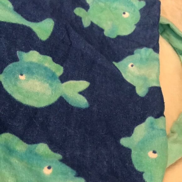 Jay Franco Fish Print Swim Terry Cloth Swim Bag - Picture 2 of 5